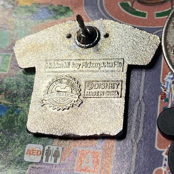 Jack Skellington Hidden Mickey 2012 Shirt Pin - Picture 4 of 4
